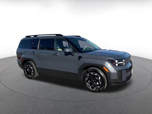 Used 2025 Hyundai Santa Fe SEL image 2