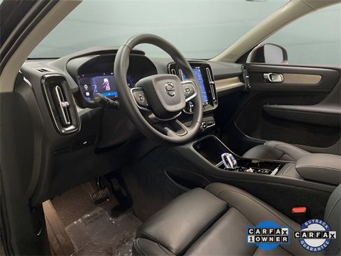 Used 2025 Volvo XC40 B5 Plus image 62