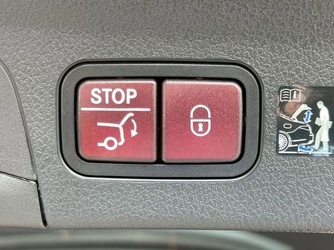 Used 2026 Mercedes-Benz GLE 350 4MATIC image 25