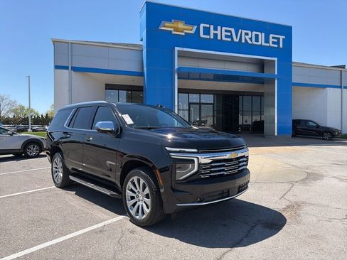 New 2026 Chevrolet Tahoe Premier w/ Sun And Tow Package AWD/4WD image 1