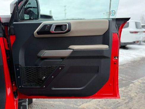 Used 2023 Ford Bronco Wildtrak image 18