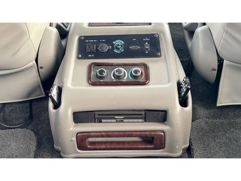 Used 2017 GMC Savana 2500 image 20