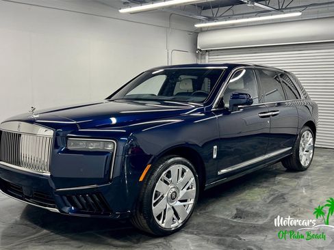 Used 2025 Rolls-Royce Cullinan image 3