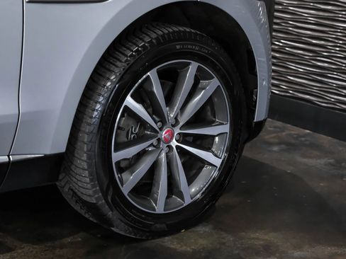 Used 2021 Jaguar F-PACE S image 54