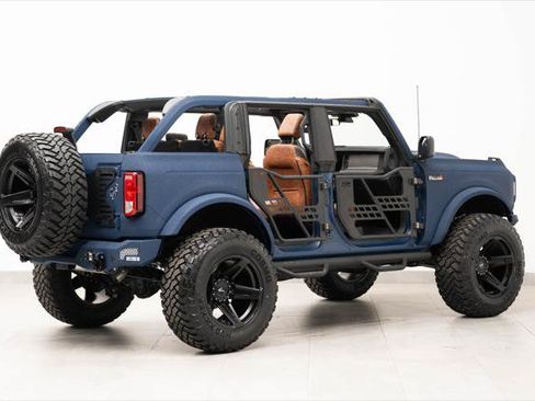 Used 2025 Ford Bronco 4-Door AWD/4WD image 16
