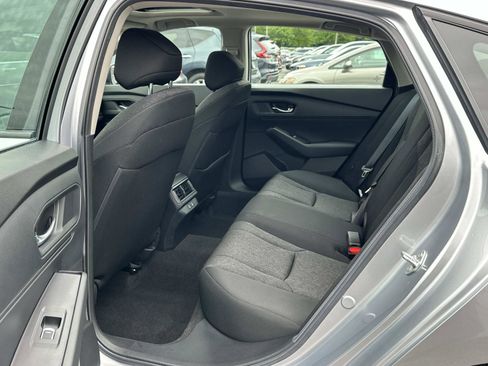 Certified 2025 Honda Accord SE image 21