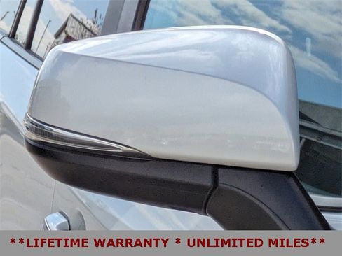 Used 2023 Toyota RAV4 Limited image 13