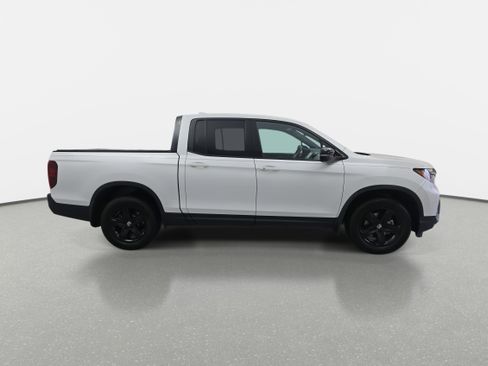 Used 2021 Honda Ridgeline Black Edition image 4