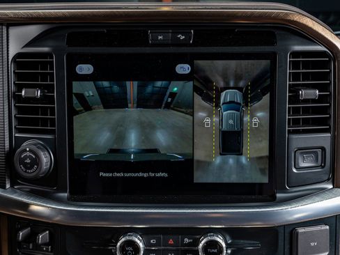 Used 2025 Ford F150 King Ranch w/ FX4 Off-Road Package image 26