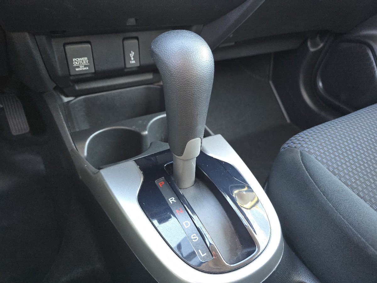Used 2019 Honda Fit LX image 29