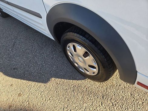 Used 2012 Ford Transit Connect XLT image 6