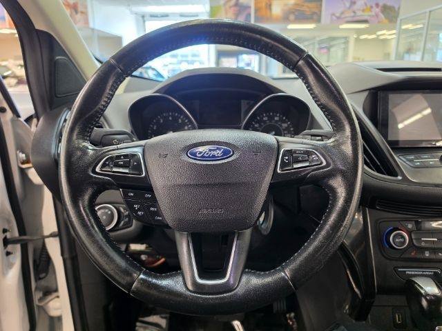 Used 2018 Ford Escape SE w/ SE Sport Appearance Package AWD/4WD image 11
