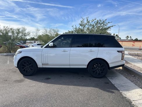 Used 2016 Land Rover Range Rover HSE image 6