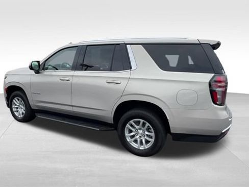 Certified 2024 Chevrolet Tahoe LT w/ Luxury Package AWD/4WD image 4