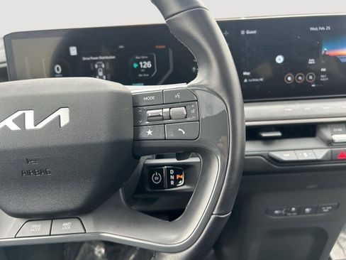 Used 2024 Kia EV9 Wind image 7