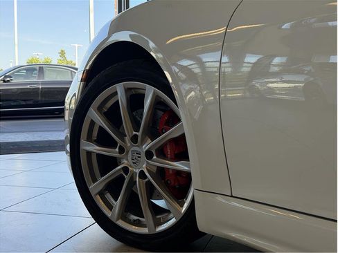 Used 2024 Porsche 718 Boxster S RWD image 11