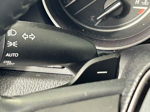 Used 2022 Toyota Camry SE w/ Convenience Package image 24