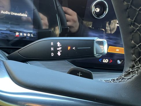 New 2026 Chevrolet Suburban LT w/ Comfort Package image 22