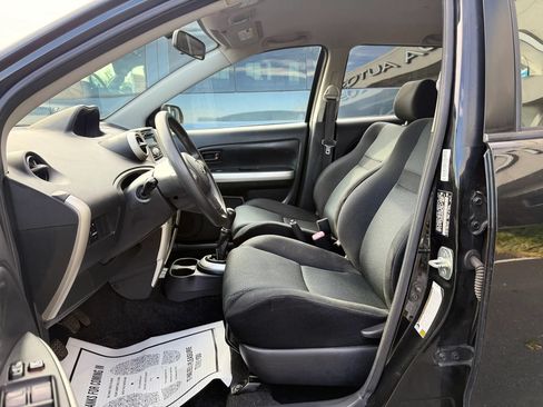 Used 2006 Scion xA FWD image 10