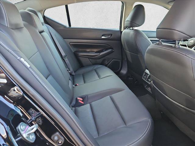 Used 2024 Nissan Altima 2.5 SL FWD image 16