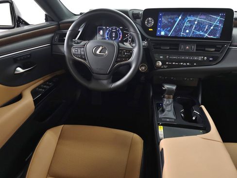 Used 2025 Lexus ES 350 w/ Premium Package FWD image 19