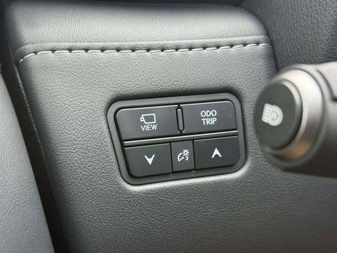 Used 2025 Lexus LX 700h Overtrail image 20