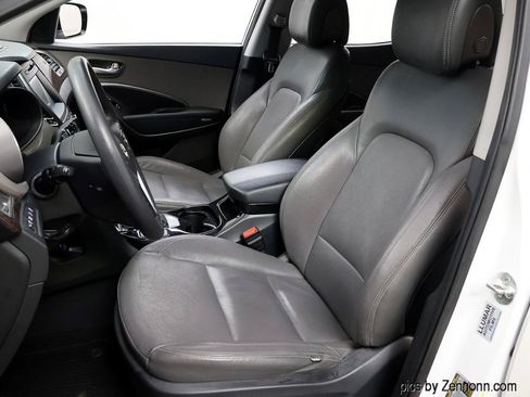 Used 2017 Hyundai Santa Fe Sport FWD image 11