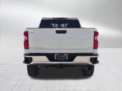 Used 2020 Chevrolet Silverado 3500 LTZ w/ LTZ Premium Package AWD/4WD image 4