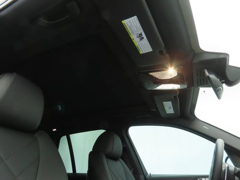 Certified 2024 BMW X5 xDrive40i w/ Premium Package image 18