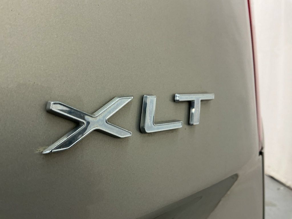 Used 2015 Ford Transit Connect XLT FWD image 15
