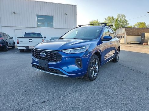 Used 2023 Ford Escape ST-Line Select w/ Tech Pack #1 AWD/4WD image 12