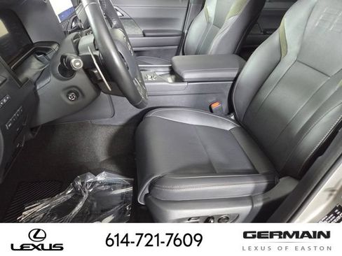 Certified 2026 Lexus GX 550 AWD/4WD image 18
