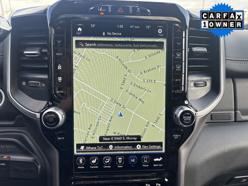 Used 2020 RAM 3500 Laramie w/ Night Edition image 20