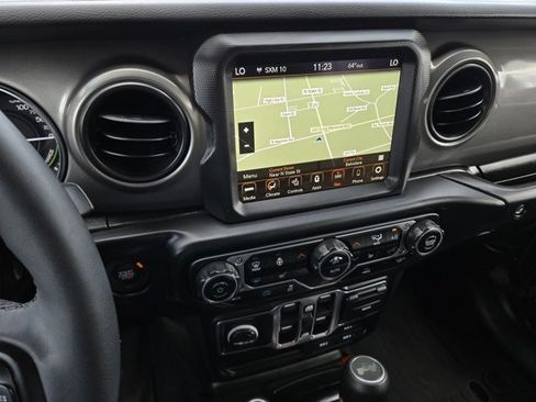 Used 2023 Jeep Wrangler Unlimited w/ Cold Weather Group AWD/4WD image 10