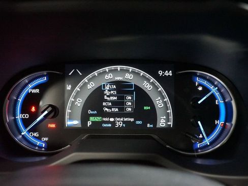 New 2025 Toyota RAV4 XLE image 14