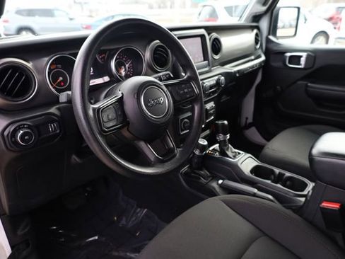 Used 2023 Jeep Wrangler Unlimited Sport AWD/4WD image 9