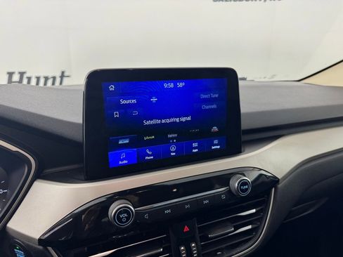 Used 2020 Ford Escape SEL image 18