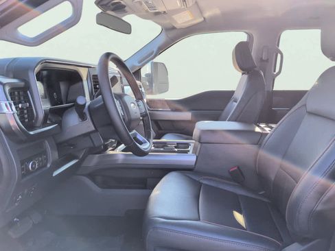 New 2026 Ford F250 Lariat w/ Chrome Package image 9