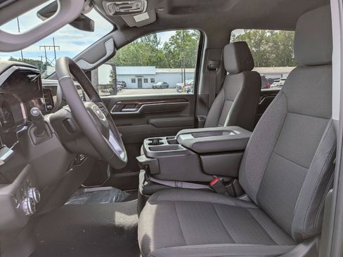 New 2026 GMC Sierra 2500 SLE w/ SLE Value Package; AWD/4WD image 11