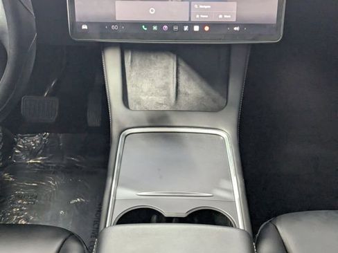 Used 2023 Tesla Model Y Long Range image 13
