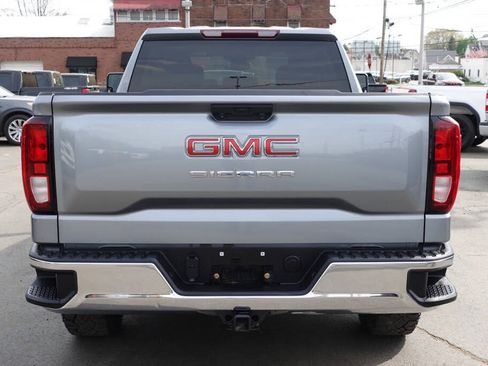 Used 2023 GMC Sierra 1500 Pro w/ Pro Value Package AWD/4WD image 9