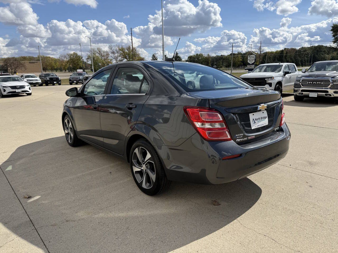 Used 2017 Chevrolet Sonic Premier FWD image 3