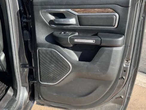 Used 2019 RAM 1500 Laramie AWD/4WD image 29