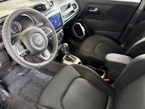 Used 2020 Jeep Renegade Sport FWD image 12