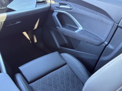 Certified 2025 Audi SQ5 Premium Plus image 25