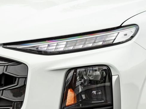 New 2026 Audi Q3 quattro 2.0T AWD/4WD image 3