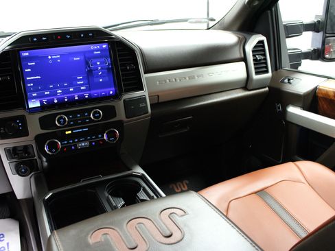 Used 2022 Ford F350 King Ranch w/ King Ranch Ultimate Package image 19