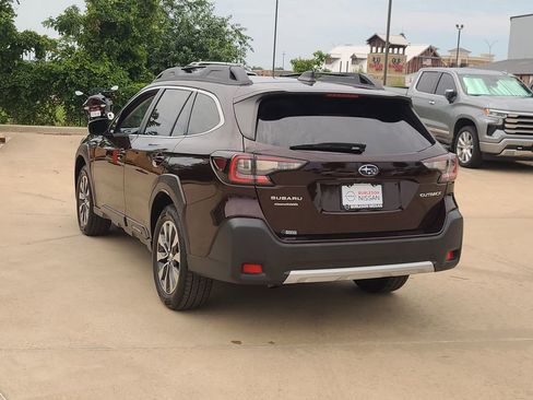 Used 2023 Subaru Outback Limited AWD/4WD image 2