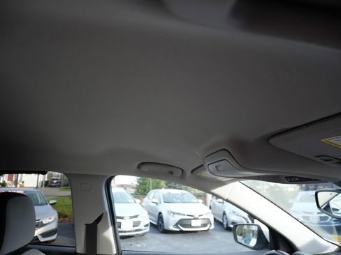 Used 2018 GMC Terrain SLE w/ Driver Convenience Package image 20