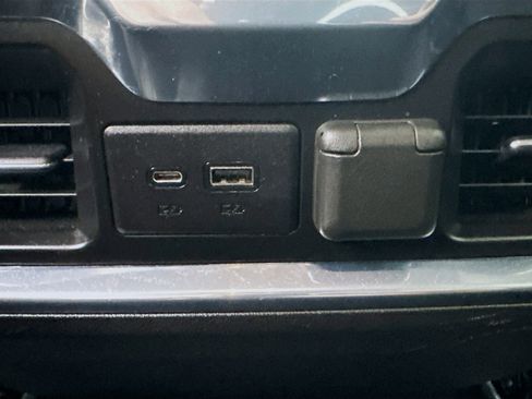 Used 2021 GMC Sierra 1500 Elevation image 16